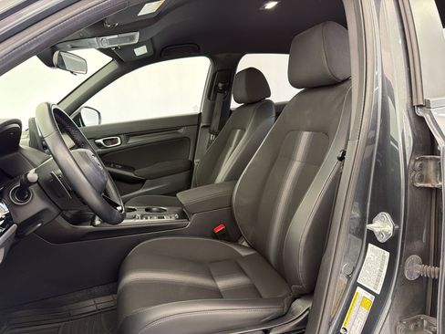 Used 2023 Honda Civic Sport image 5