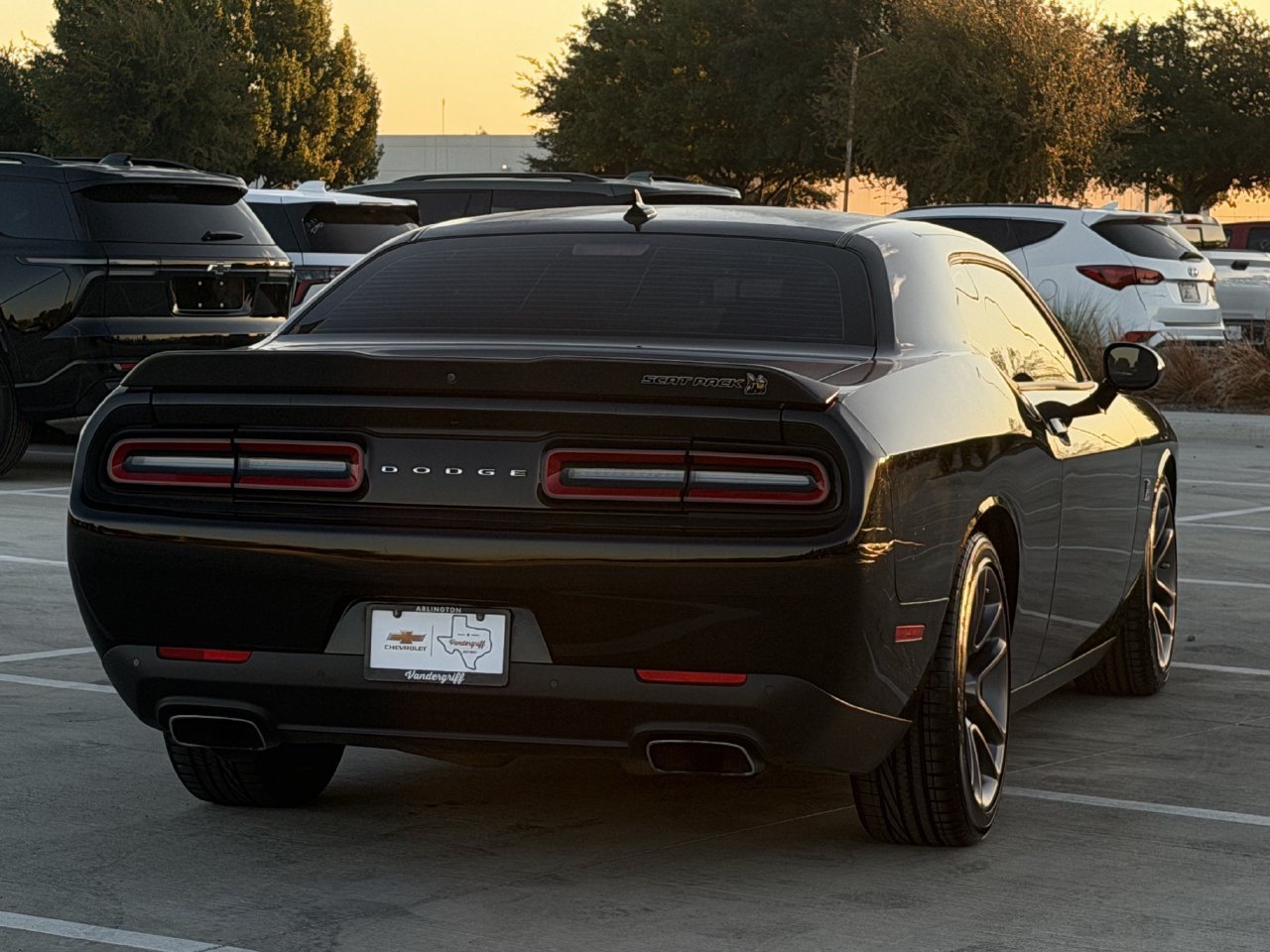 Used 2023 Dodge Challenger R/T Scat Pack RWD image 4