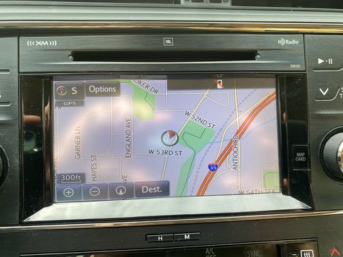 Used 2017 Toyota Avalon Limited image 23