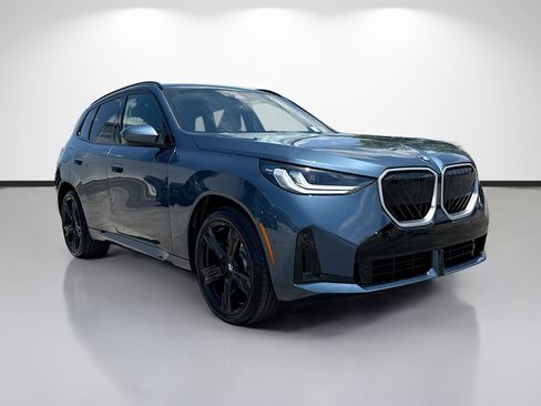 New 2026 BMW X3 xDrive30 w/ M Sport Package AWD/4WD image 1