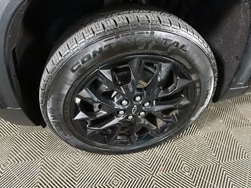 Used 2024 Chevrolet Traverse LS w/ Midnight/Sport Edition AWD/4WD image 10