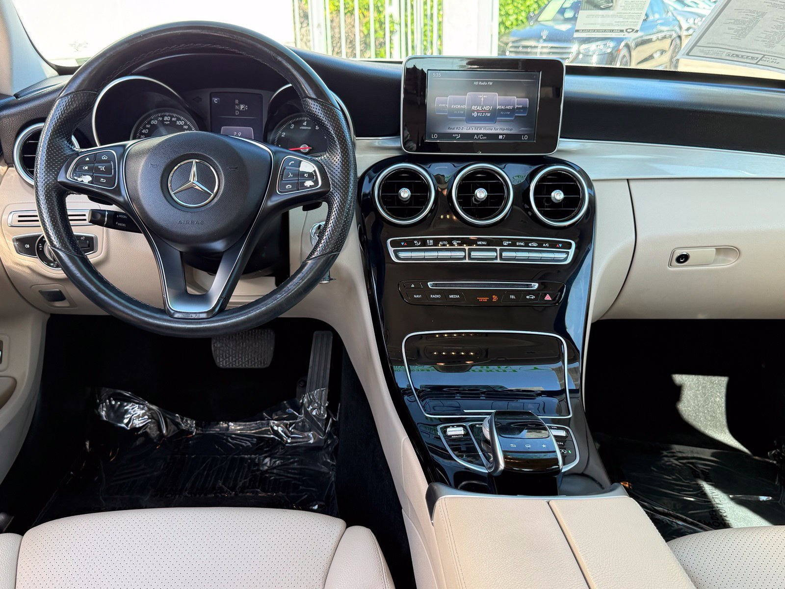Used 2015 Mercedes-Benz C 300 4MATIC Sedan image 40