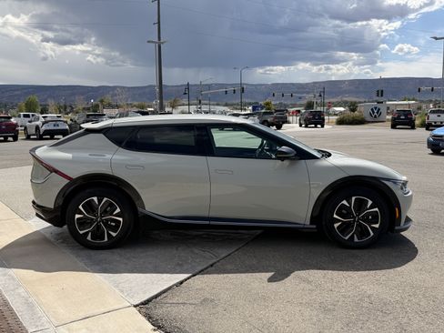 Used 2024 Kia EV6 Wind w/ Wind Technology Package AWD/4WD image 7
