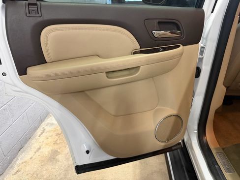 Used 2012 GMC Yukon Denali AWD/4WD image 22