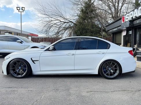 Used 2018 BMW M3 w/ Competition Package RWD image 9