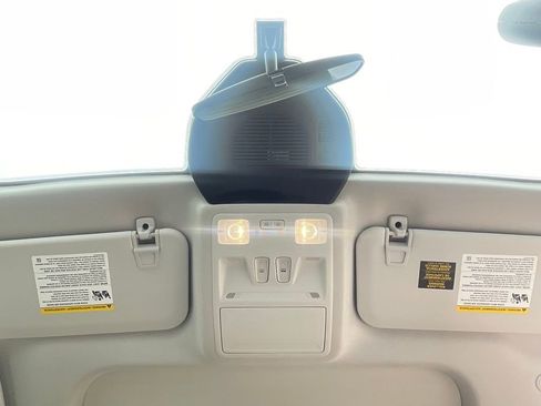 Used 2022 Ford Escape SE image 37