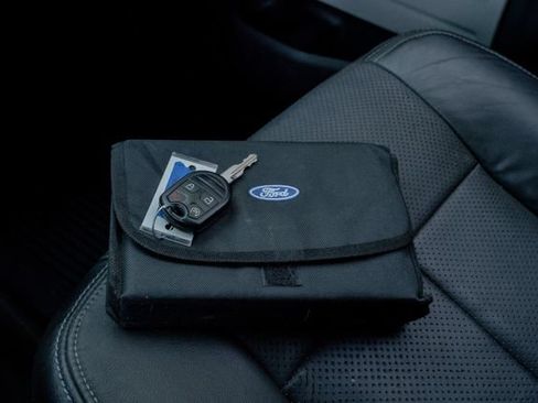Used 2014 Ford F150 FX4 w/ Equipment Group 402A Luxury AWD/4WD image 54