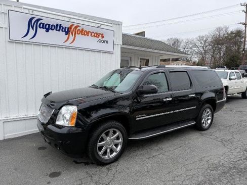 Used 2013 GMC Yukon XL Denali image 17