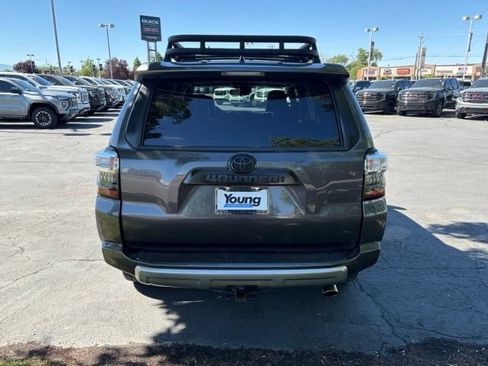 Used 2020 Toyota 4Runner TRD Off-Road Premium w/ Moonroof Package AWD/4WD image 6