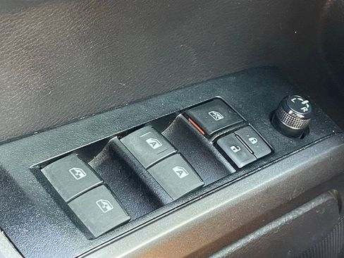 Used 2023 Toyota Tacoma TRD Off-Road w/ Technology Package image 12