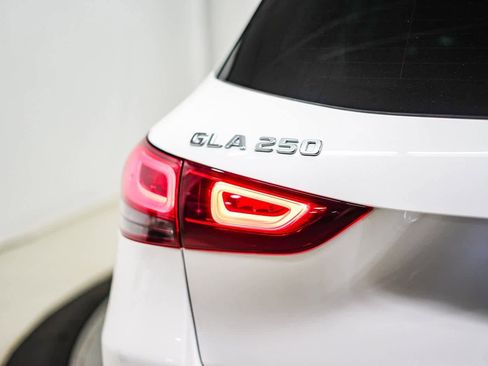 Certified 2023 Mercedes-Benz GLA 250 image 9