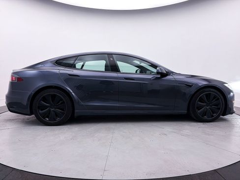 Used 2022 Tesla Model S image 34