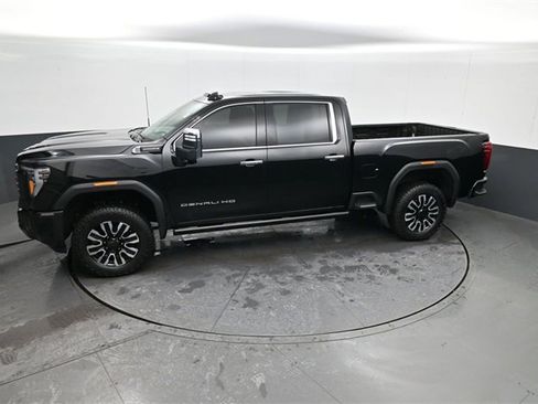 Certified 2025 GMC Sierra 2500 Denali Ultimate image 20