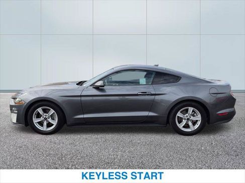 Used 2022 Ford Mustang Coupe RWD image 10