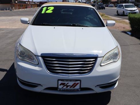 Used 2012 Chrysler 200 Touring FWD image 2