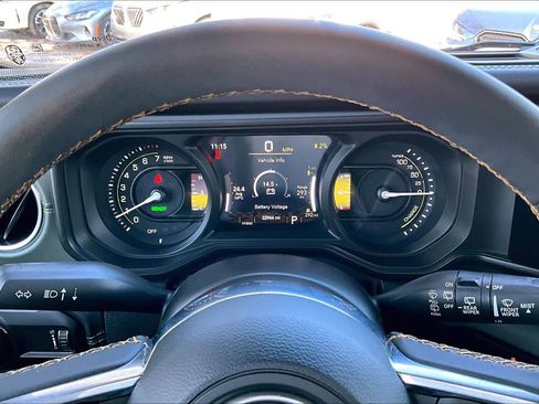 Used 2024 Jeep Wrangler High Altitude image 26