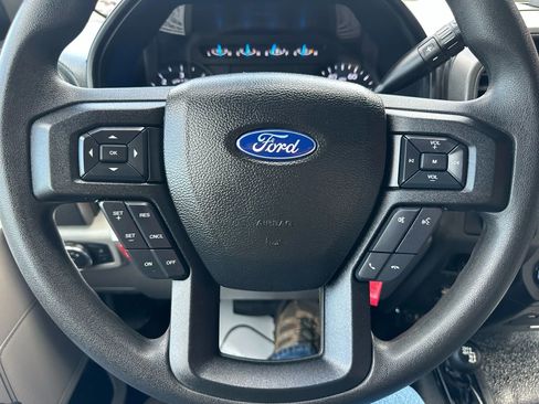 Used 2017 Ford F550 4x4 Crew Cab Super Duty image 7