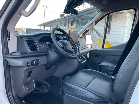 New 2026 Ford Transit 250 148 Medium Roof image 13