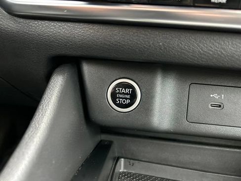 Used 2023 Nissan Rogue SV FWD image 26
