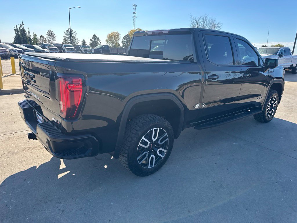 Used 2024 GMC Sierra 1500 AT4 w/ Technology Package AWD/4WD image 35