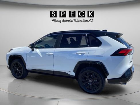 Used 2023 Toyota RAV4 XSE AWD/4WD image 3