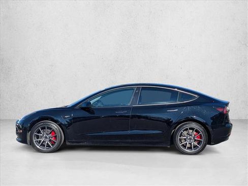 Used 2019 Tesla Model 3 Standard Range Plus image 9