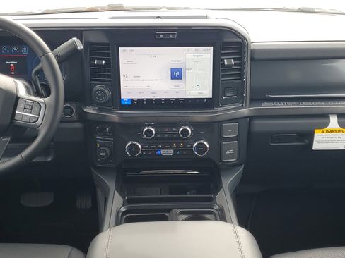 New 2026 Ford F250 Lariat w/ Black Appearance Package AWD/4WD image 13