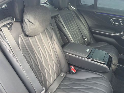 Used 2024 Mercedes-Benz S 63 AMG S image 33