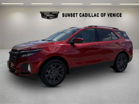 Used 2024 Chevrolet Equinox RS w/ LPO, Floor Liner Package image 7