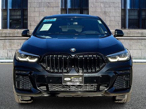 Used 2022 BMW X6 xDrive40i w/ M Sport Package AWD/4WD image 3