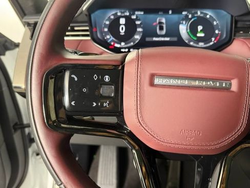 Used 2025 Land Rover Range Rover Sport Autobiography AWD/4WD image 19