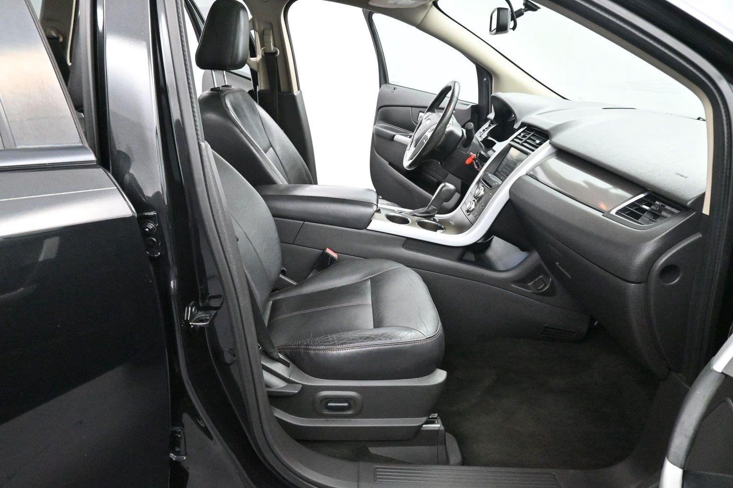 Used 2011 Ford Edge SEL w/ 202A Rapid Spec Order Code AWD/4WD image 32