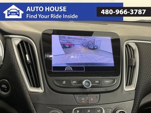 Used 2024 Chevrolet Malibu LT FWD image 22