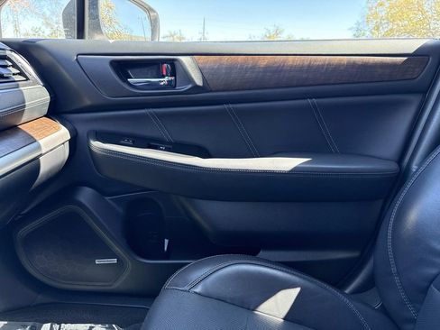 Used 2018 Subaru Outback 3.6R Limited image 31