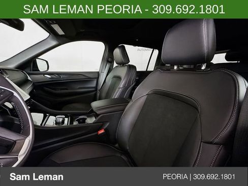 New 2025 Jeep Grand Cherokee L Altitude image 20