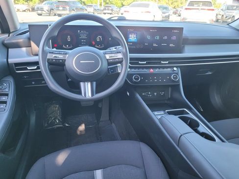 Used 2025 Hyundai Sonata SEL FWD image 19