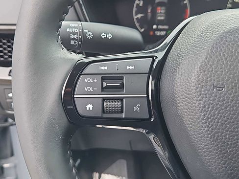 Used 2024 Honda CR-V EX-L image 19