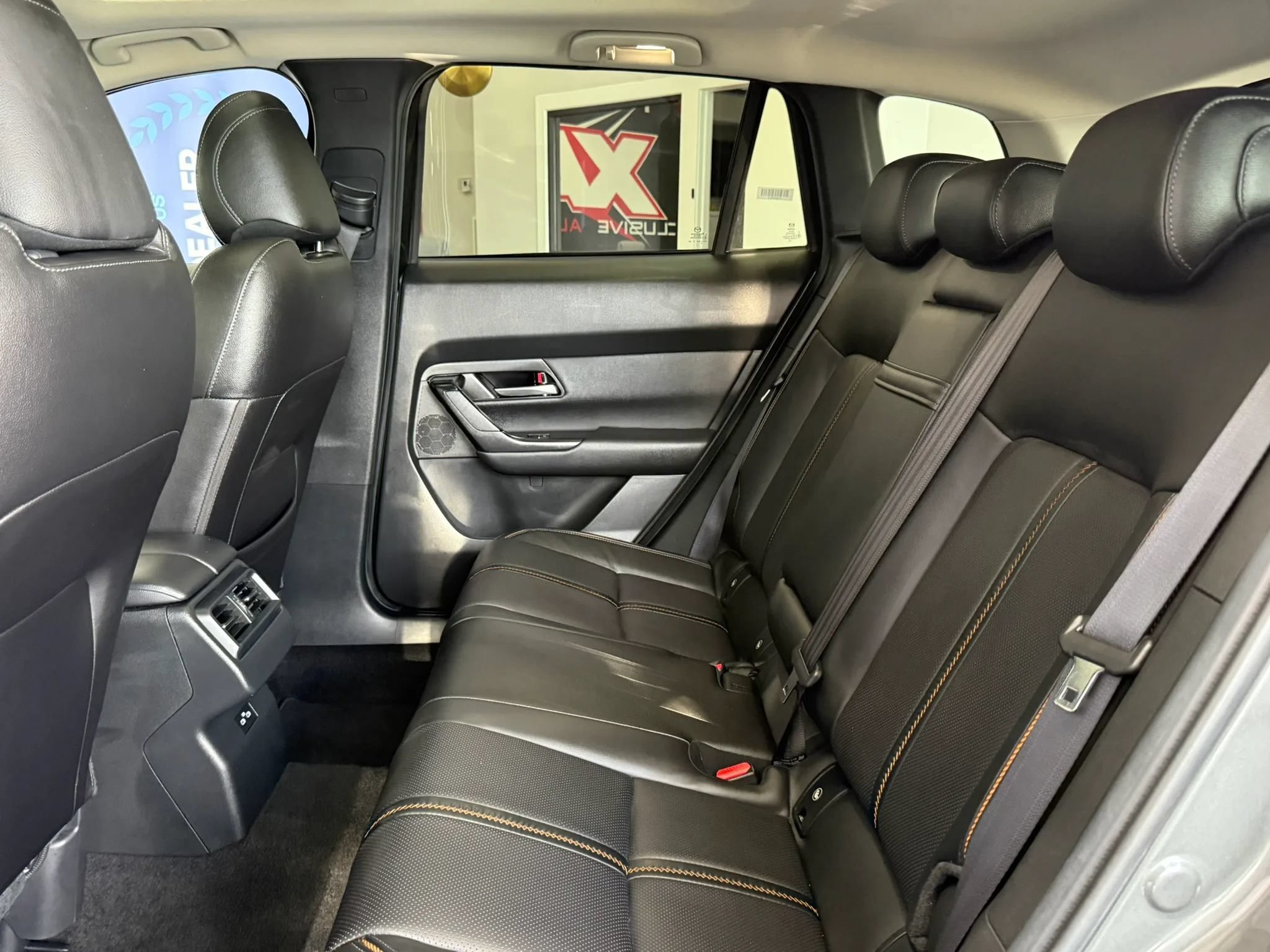 Used 2025 MAZDA CX-50 AWD 2.5 S w/ Premium Plus Pkg image 33