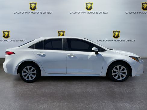 Used 2023 Toyota Corolla LE FWD image 4