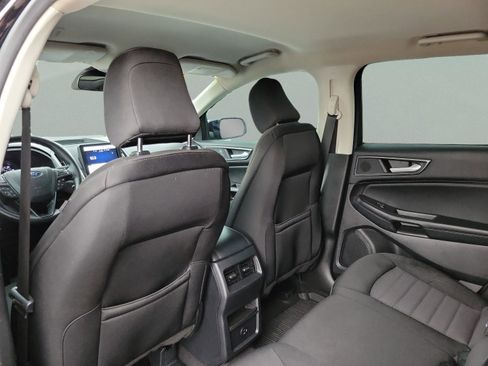 Used 2022 Ford Edge SE w/ Black Appearance Package image 22