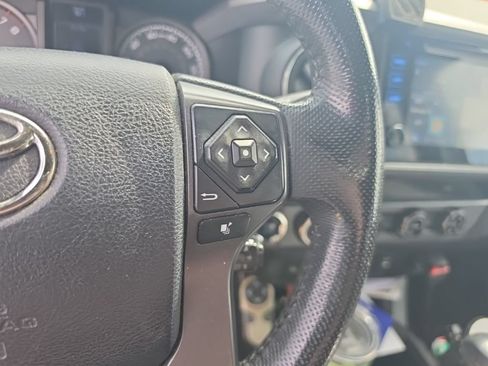 Used 2016 Toyota Tacoma TRD Sport w/ Towing Package AWD/4WD image 24