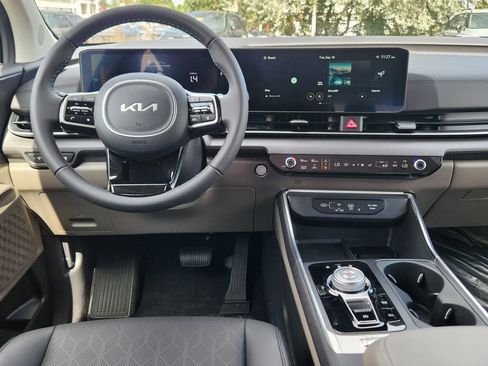 New 2026 Kia Carnival EX image 13