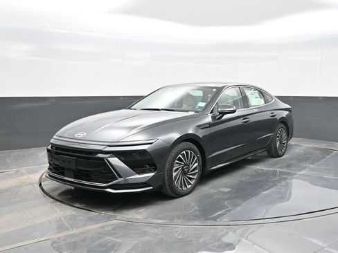 New 2026 Hyundai Sonata SEL image 1