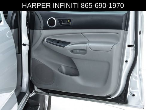 Used 2013 Toyota Tacoma PreRunner w/ SR5 Pkg RWD image 28