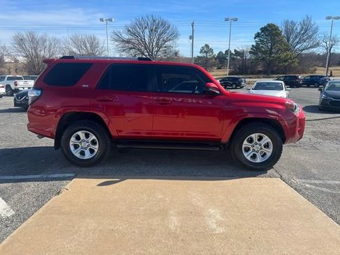 Used 2023 Toyota 4Runner SR5 image 5