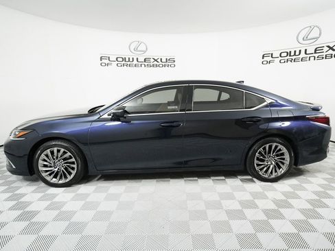 Certified 2025 Lexus ES 300h Ultra Luxury image 4