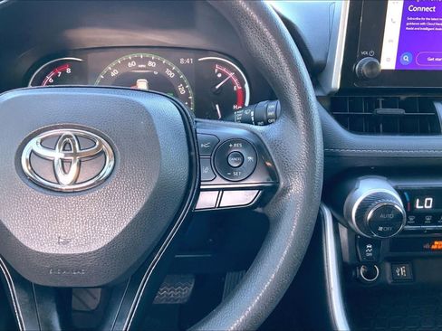 Used 2024 Toyota RAV4 XLE w/ Convenience Package FWD image 25