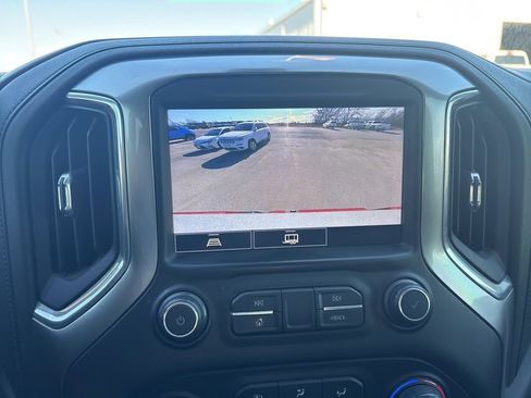 Used 2021 Chevrolet Silverado 1500 LT Trail Boss w/ Convenience Package II image 21