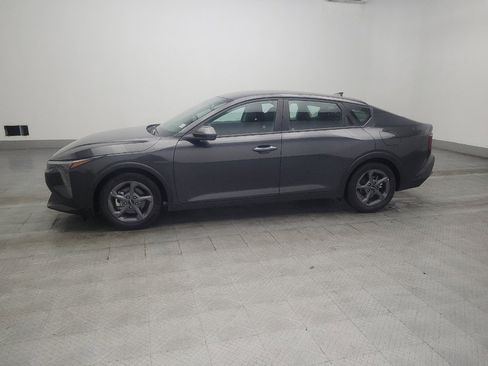 Used 2025 Kia K4 FWD image 2