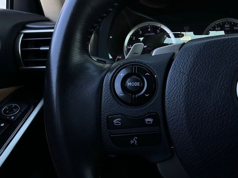 Used 2016 Lexus IS 200t image 34